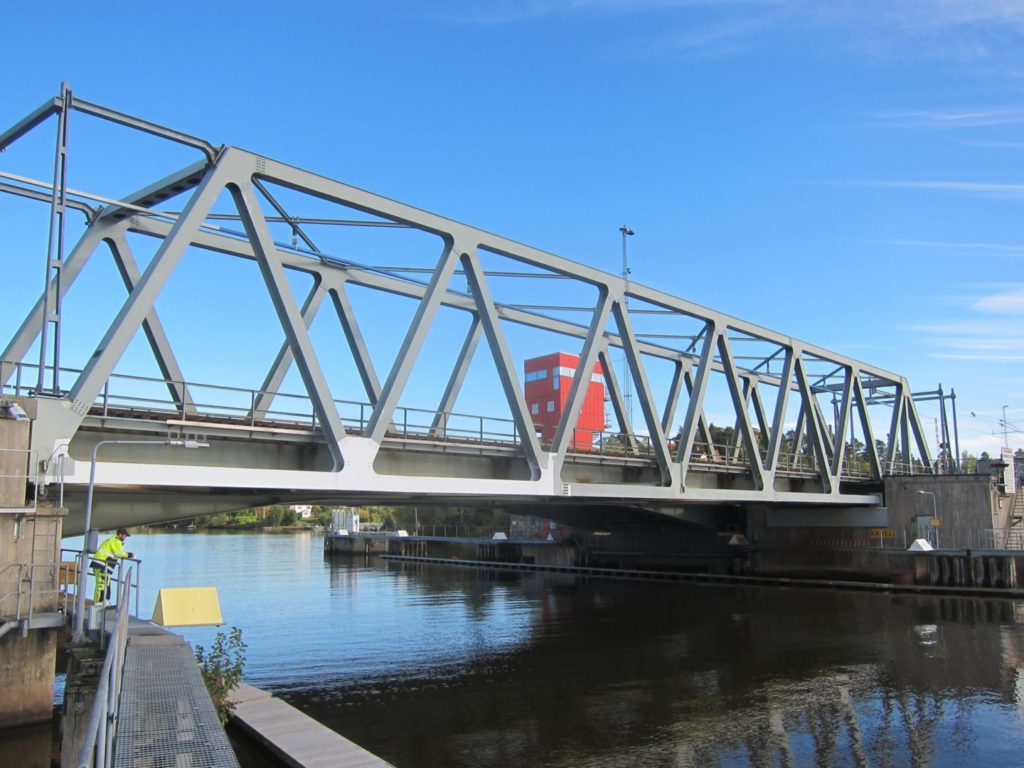 Kvicksundsbron, järnvägsbro
